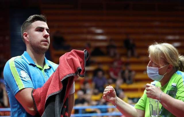 和9次助攻 和9次助攻