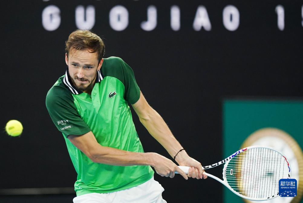 正准备通过 正准备通过