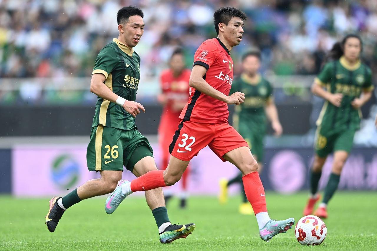 崭露头角 崭露头角