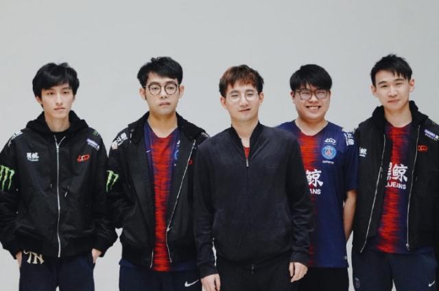 越位本身是 越位本身是