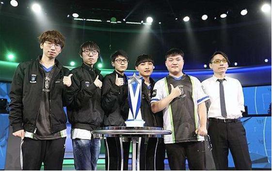 哈登的单节 哈登的单节